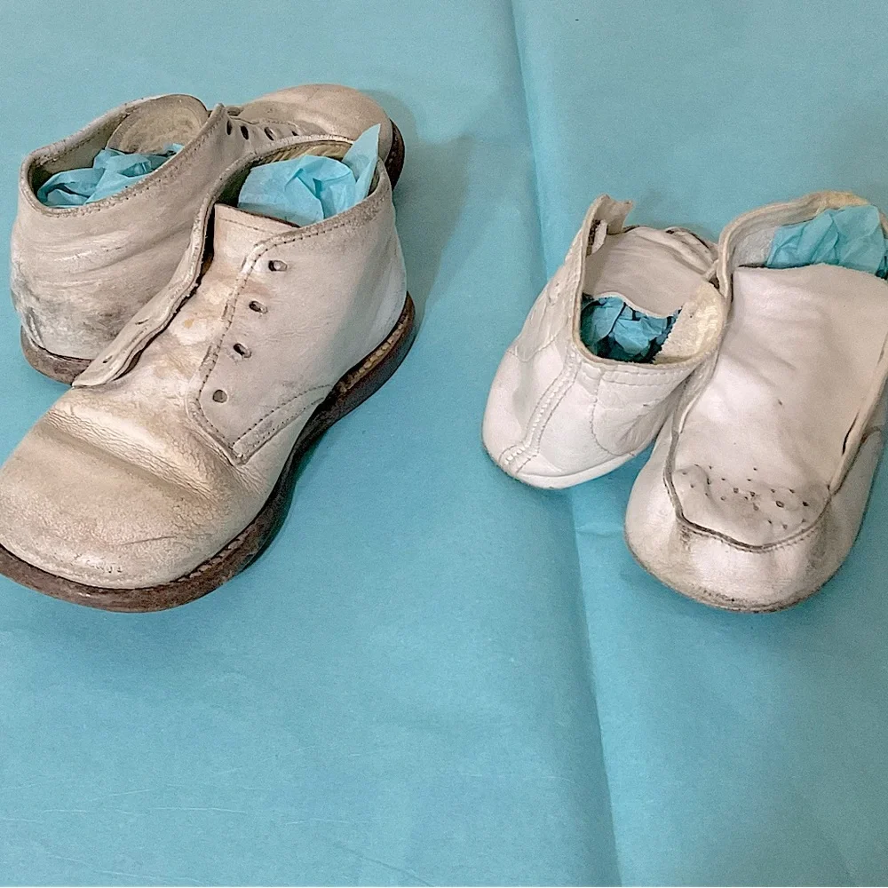 Vintage 60’s Baby Shoes Wee Walkers, Ruggies Foot Traits 2 Prs